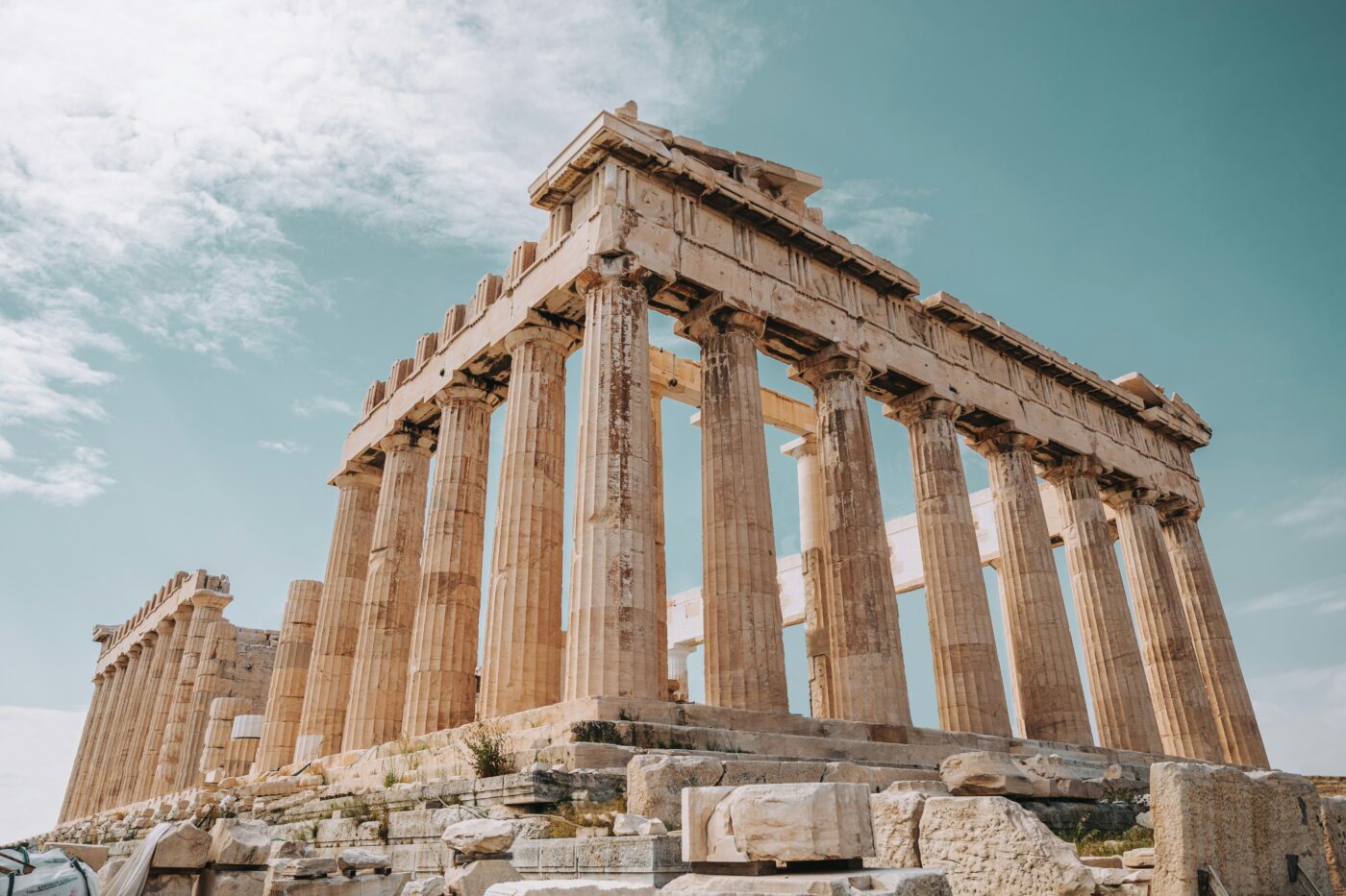Books about Ancient Greece: Must-Read Books for Young Learners